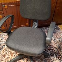 Стол за офис, снимка 1 - Столове за офис - 45470496