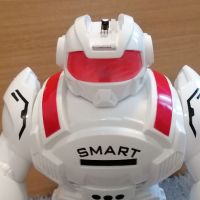 Робот-хуманоид - детска играчка с батерии - движи се и излъчва светлинни сигнали, снимка 3 - Електрически играчки - 45080093