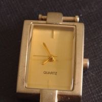 Елегантен дамски часовник AVON QUARTZ много красив стилен 44906, снимка 2 - Дамски - 45381831
