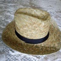 каубойска шапка, снимка 2 - Шапки - 45382462
