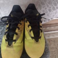 Детски футболни обувки стоножки ADIDAS №34, снимка 1 - Детски маратонки - 45508406