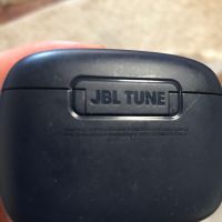 Безжични слушалки JBL оригинални, снимка 1 - Резервни части за телефони - 45129073