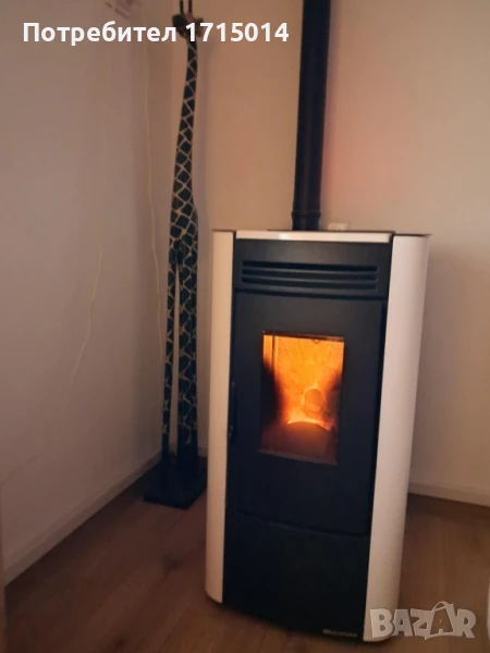 Пелетна камина, снимка 1