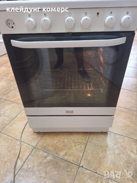 Готварска печка с керамичен плот VOSS/ELECTROLUX шир.60см. , снимка 1