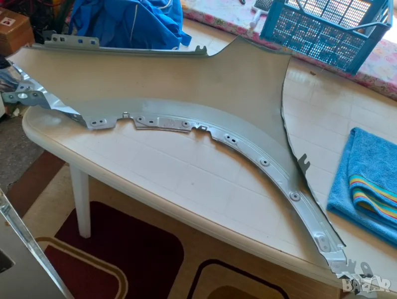 Преден ляв калник Ситроен ц5 Еъркрос 2024г със забележка!, снимка 1