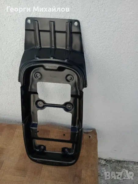 Рамка за централния плафон в купето за Киа Соренто 2.5 CRD - 140 к.с. , снимка 1