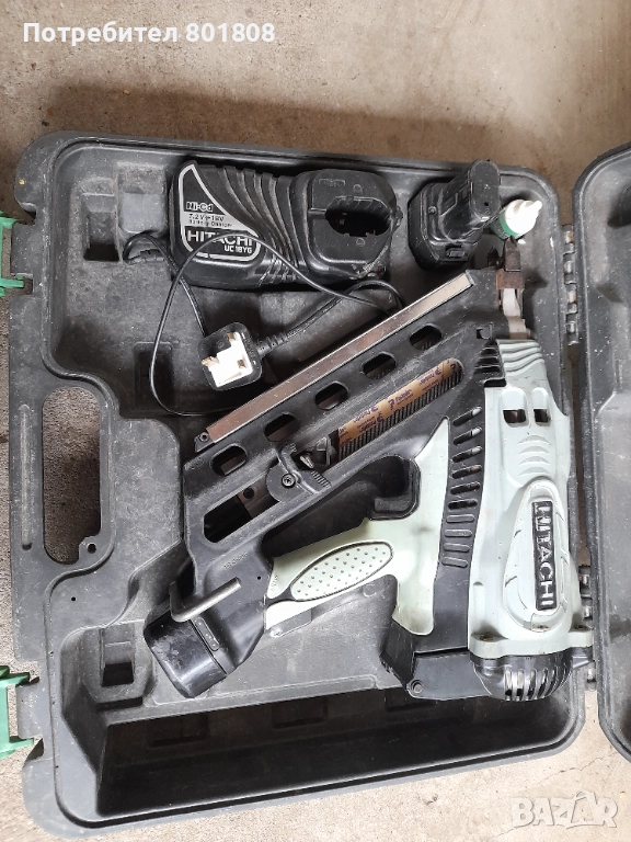 Такер за пирони Hitachi , снимка 1