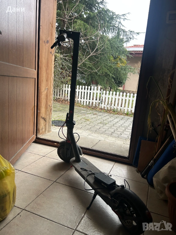 продавам ел.тротинетка-скутер Xiaomi m 365 pro, снимка 1