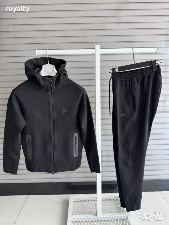 Nike Tech Черен Мъжки Екип , снимка 1