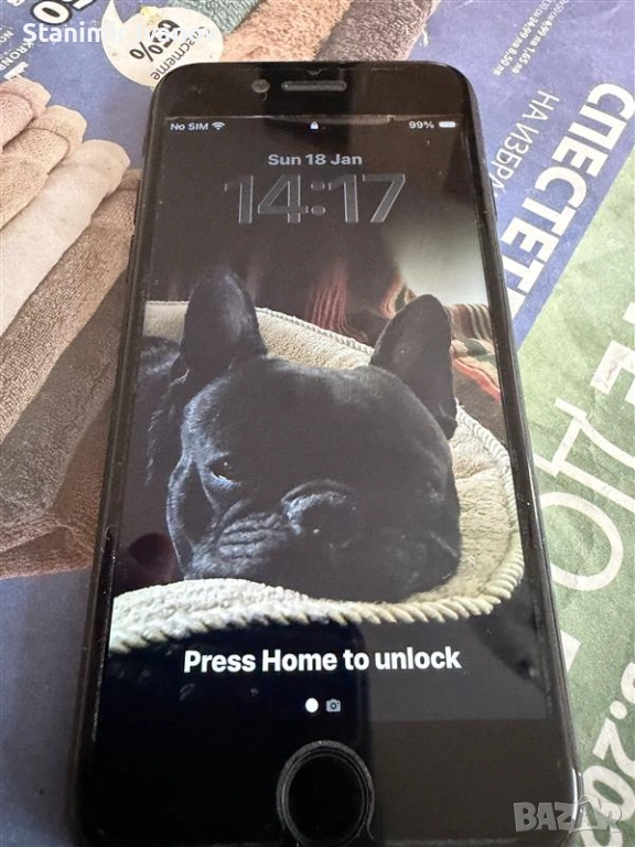 iPhone SE 2020 128GB черен, снимка 1