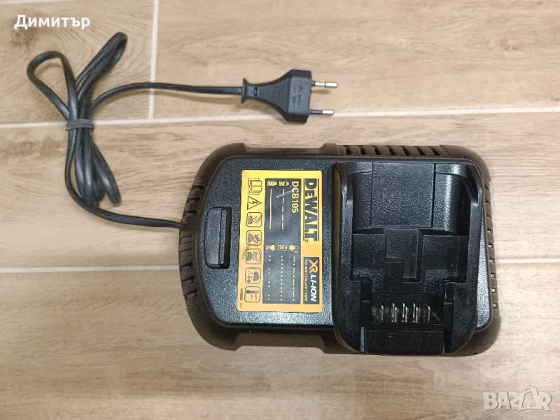 DeWALT DCB105 зарядно устройство 10.8 - 18V, снимка 1