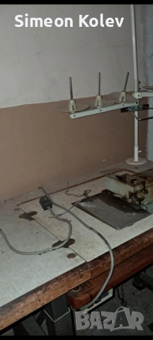 Индустриална шевна машина