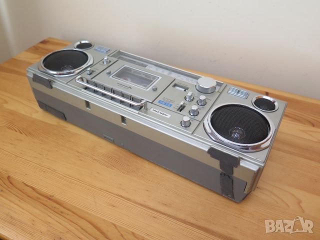 Shebro UCR1052 Boombox ,Sanwa 7096,Japan, снимка 9 - Радиокасетофони, транзистори - 46606008