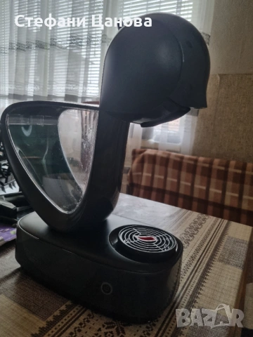 Кафе машина на капсули , снимка 2 - Кафемашини - 53482757