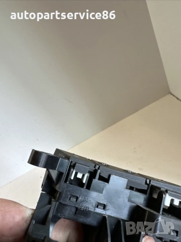 Бутон за волан за Mazda CX-7 2.2D (2011) 984-5E00, снимка 2 - Части - 53636271