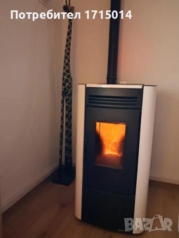 Пелетна камина, снимка 1