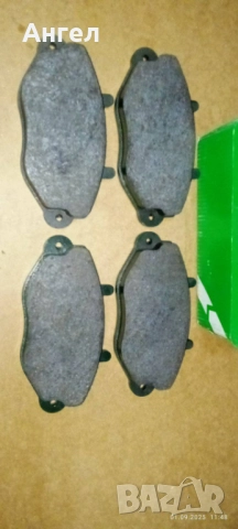 Накладки предни Ford Transit 1991-2000 г.