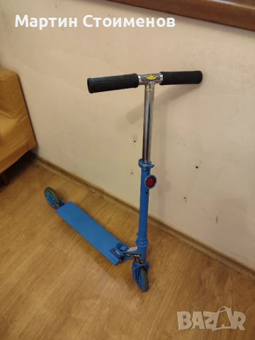 Запазена детска тротинетка с две колела, снимка 3 - Скутери и тротинетки - 51410509