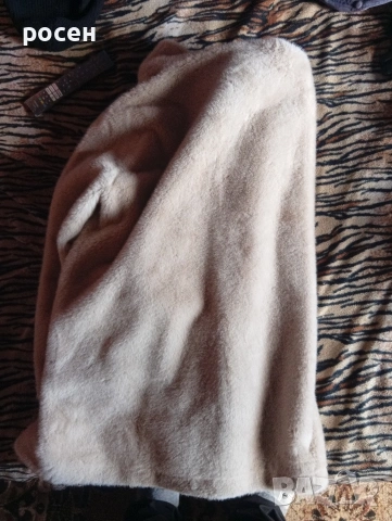 дамски кожух , снимка 2 - Палта - 53521376