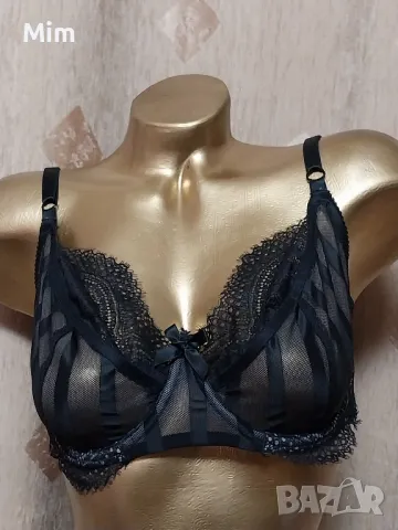 hunkemoller 80 D Черен дантелен сутиен , снимка 4 - Бельо - 47136360