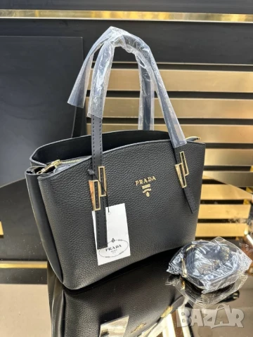 чанти prada , снимка 3 - Чанти - 50731635