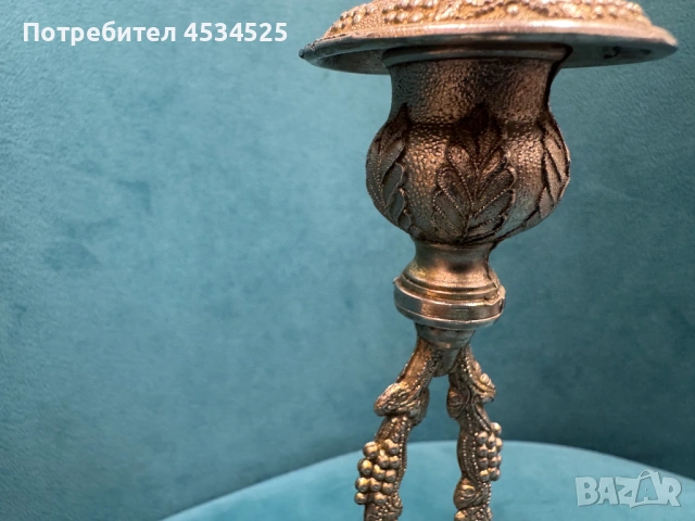 Елегантен посребрен свещник „Grape Vine“ – класика за трапезата, снимка 4 - Антикварни и старинни предмети - 53402726