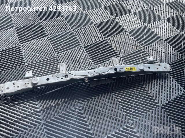 Греда над радиатора nissan juke, снимка 2 - Части - 53766821