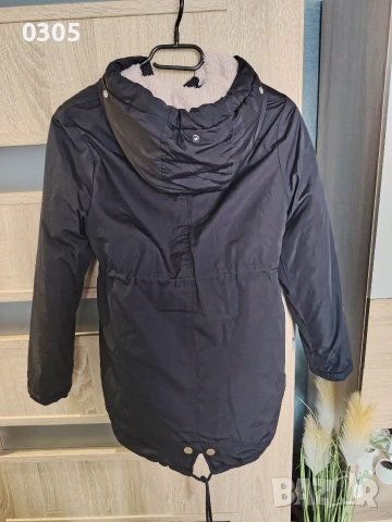 Детска парка, снимка 2 - Детски якета и елеци - 54089313