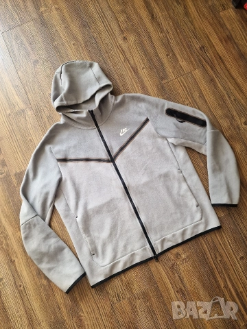 Страхотно мъжко горнище NIKE TECH FLEECE размер L / XL , снимка 3 - Спортни дрехи, екипи - 53780113