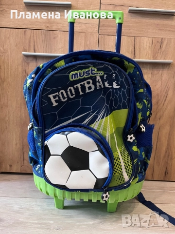 Раница на колела