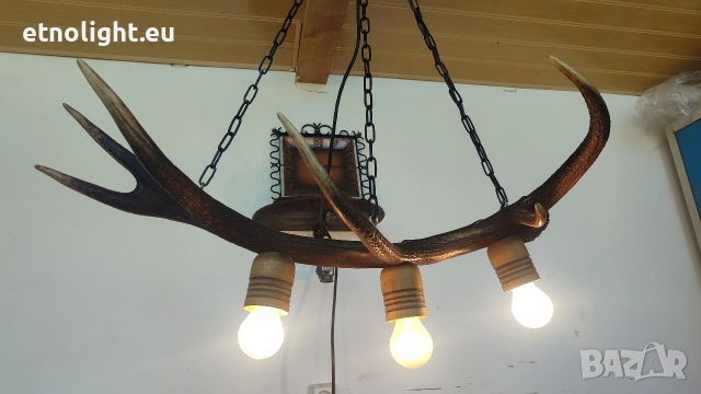 Ръчно изработен полилей от еленови рога с ръчно изработени дървени чашки , снимка 7 - Полилеи - 53812706