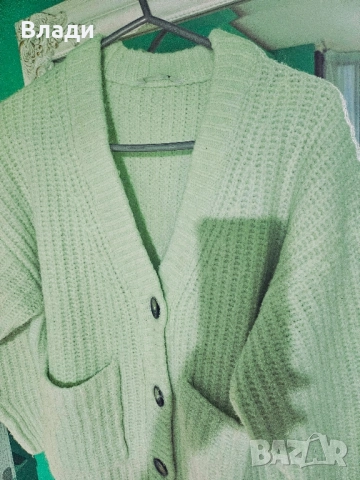 Пухкава топла Минт цвят дамска жилетка S, снимка 4 - Жилетки - 51966328