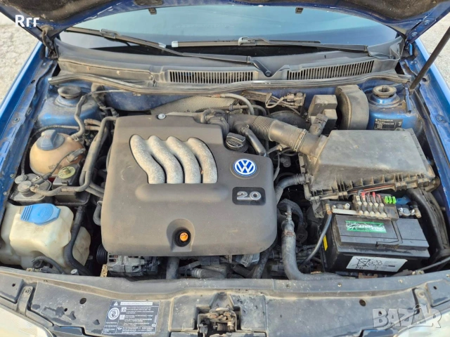 Продавам VW Bora 2.0 Бензин, снимка 8 - Автомобили и джипове - 53877848