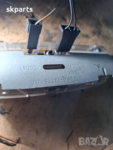 Плафон Форд Фиеста мк5 / Fiesta mk5, снимка 3 - Части - 52255920