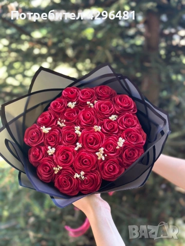Букет от вечни сатенени рози