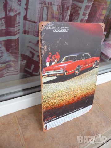 Метална табела кола Oldsmobile GM Cutlass луксозен автомобил романтика, снимка 2 - Рекламни табели - 46198009