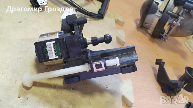 Оригинални части за Ляв фар Audi A4 (8K) / Ауди А4 (2011-2015), снимка 10 - Части - 51192372