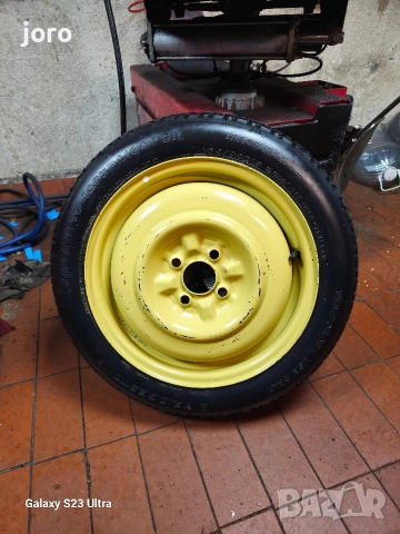 Патерица Suzuki Ignis