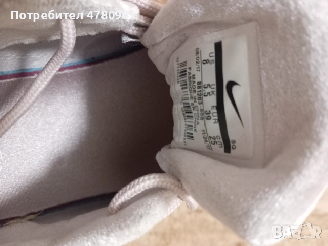 Дамски маратонки Nike, снимка 5 - Маратонки - 54018866