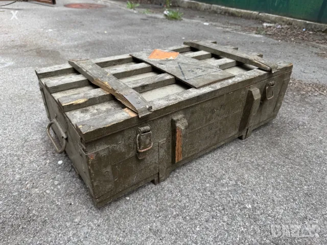 ДЪРВЕН КУФАР КУТИЯ САНДЪК ОТ 1992 ГОДИНА