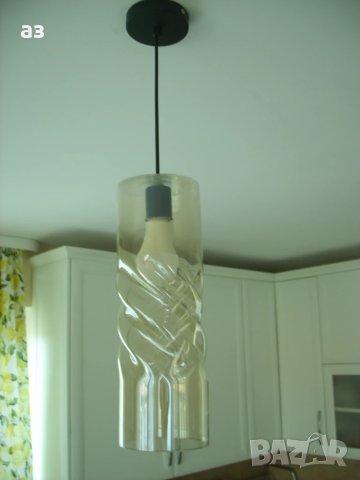 Полилей стъкло