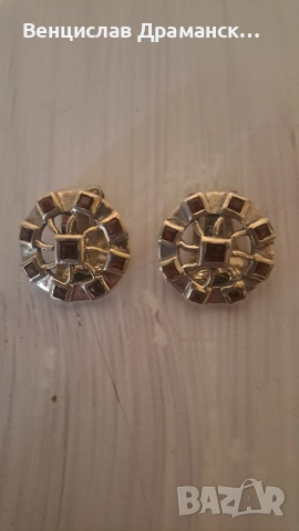 сребърни обеци с гранати.