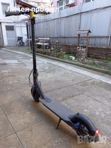 Xiaomi MI 3 Electric Scooter (електрическа тротинетка), снимка 6 - Скейтборд, ховърборд, уейвборд - 53747310