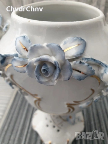 Dresden OK&Co ажурна ваза с дръжки 23см/Дрезден стара немска порцеланова ваза с капак, снимка 6 - Вази - 53506897