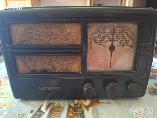 Бакелитено радио Lorenz, снимка 2 - Антикварни и старинни предмети - 50749714