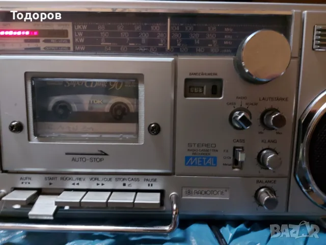 Radiotone RRC-377 Ghetto blaster boom box, снимка 2 - Радиокасетофони, транзистори - 48272422