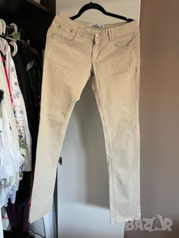 Terranova Нов дамски бежов панталон с ниска талия, М, снимка 1 - Панталони - 45719195