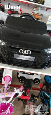 Детска Акумулаторна кола Ауди R8 