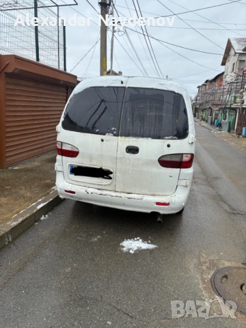 Hyundai H1 2.5 diesel , снимка 4 - Бусове и автобуси - 54129359