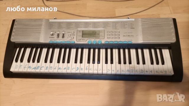 Синтезатор CASYO LK-220, светеща клавиши